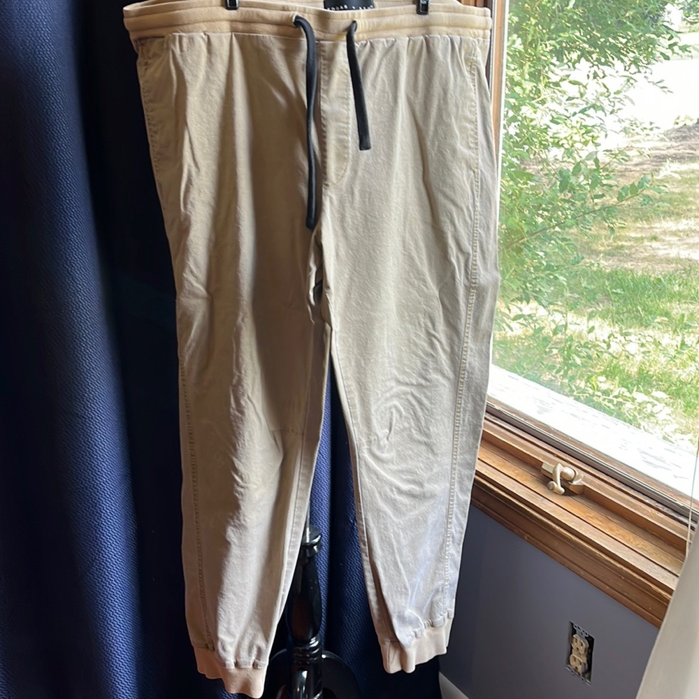 Men’s cargo pants